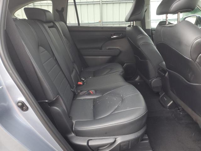 5TDGZRBH9MS121690 Toyota Highlander Xle