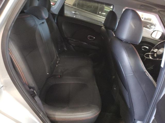 KNDJX3AA0H7499572 KIA Soul !