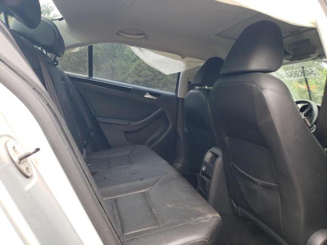 3VWLA7AJ2FM203114 Volkswagen JETTA TDI