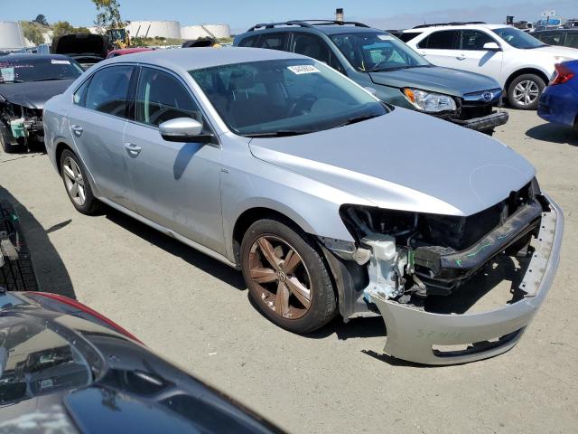 1VWAT7A32EC022999 Volkswagen PASSAT S