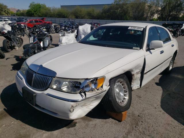 Auction sale of the 1999 Lincoln Town Car Executive, vin: 1LNHM81W4XY635870, lot number: 53981004