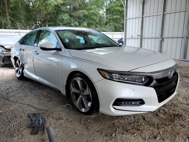 1HGCV2F9XJA045394 Honda Accord Touring