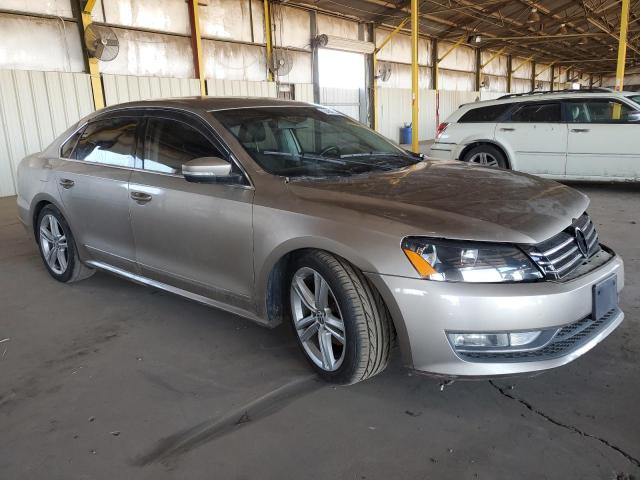 1VWBT7A34FC003392 Volkswagen PASSAT SE