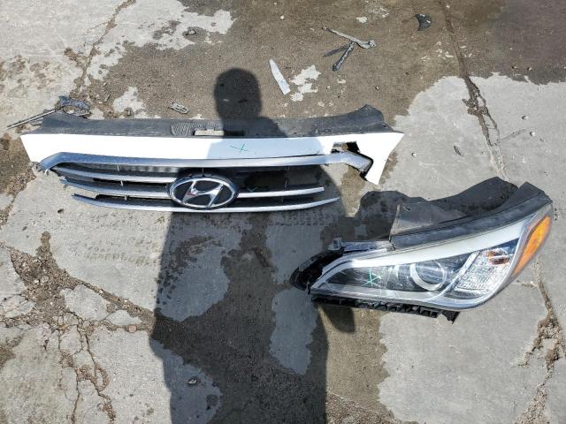 5NPE24AF2FH017825 Hyundai SONATA SE