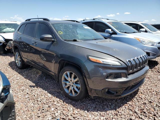 1C4PJLCB8JD588394 Jeep Cherokee Latitude