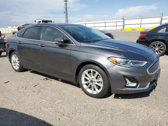 3FA6P0SU1KR202330 Ford FUSION TIT