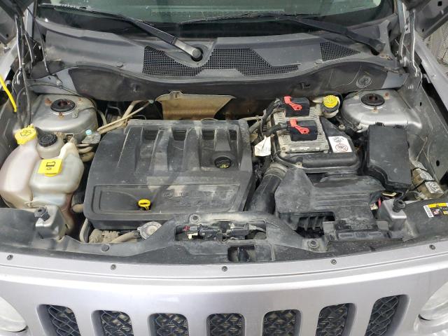 1C4NJRFB1ED760129 Jeep Patriot Latitude