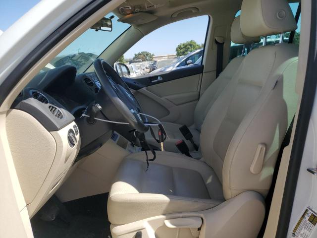 WVGBV7AX8FW511715 Volkswagen TIGUAN S