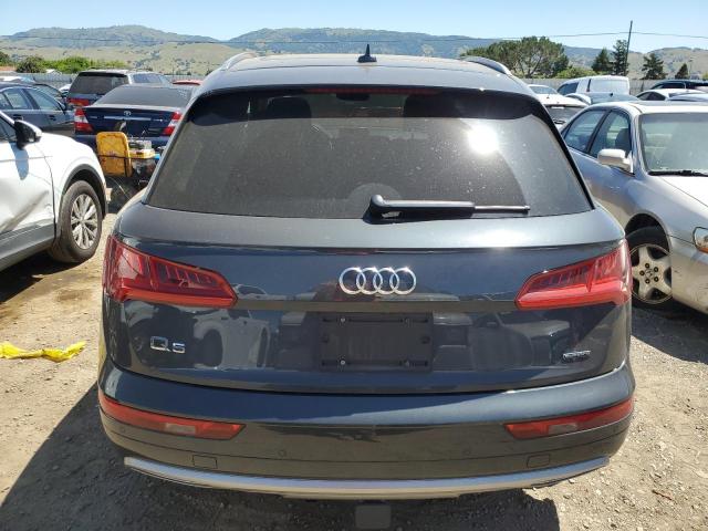 WA1BNAFY8K2103567 Audi Q5 Premium Plus