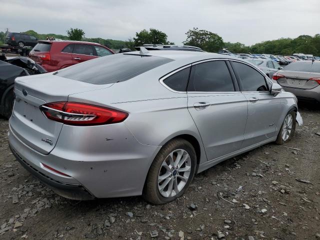3FA6P0MUXKR116320 Ford FUSION SEL