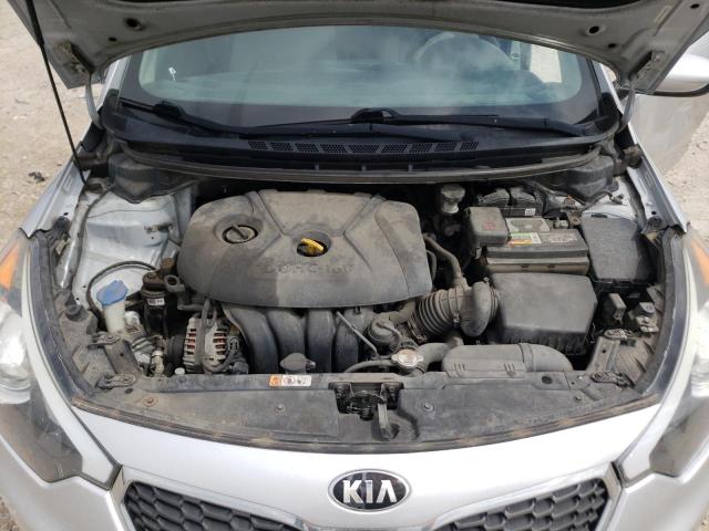 KNAFK4A69E5162778 KIA FORTE LX