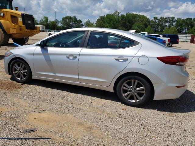 5NPD84LF6JH320994 Hyundai ELANTRA SEL