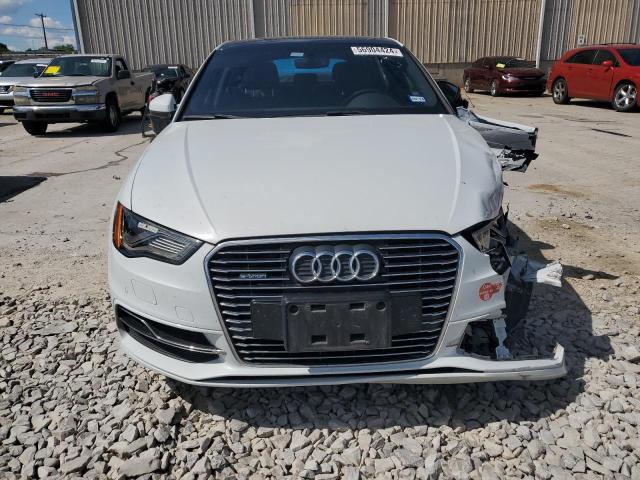 WAUTPBFF5GA109944 Audi A3 E-tron Premium Plus