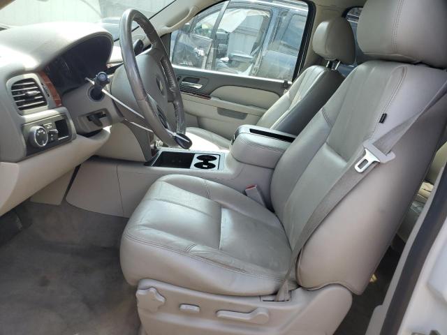 1GNSCJE01ER233913 Chevrolet Suburban C1500 Lt