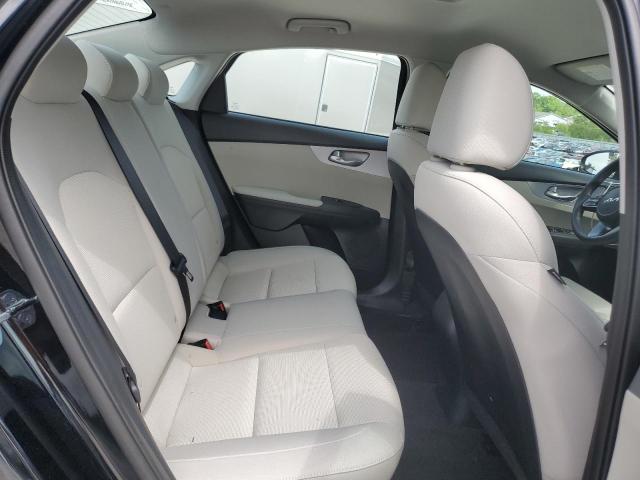 3KPF24AD0PE676009 KIA FORTE LX