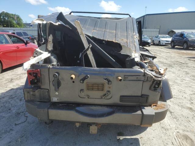 1C4HJWEG4JL929097 Jeep Wrangler Unlimited Sahara