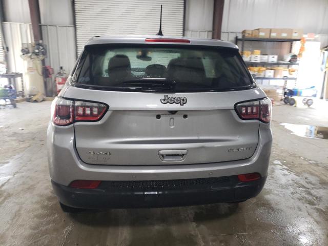 3C4NJDAB8JT177930 Jeep Compass Sport