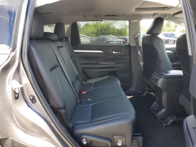 5TDJZRFH0KS592107 Toyota Highlander Se