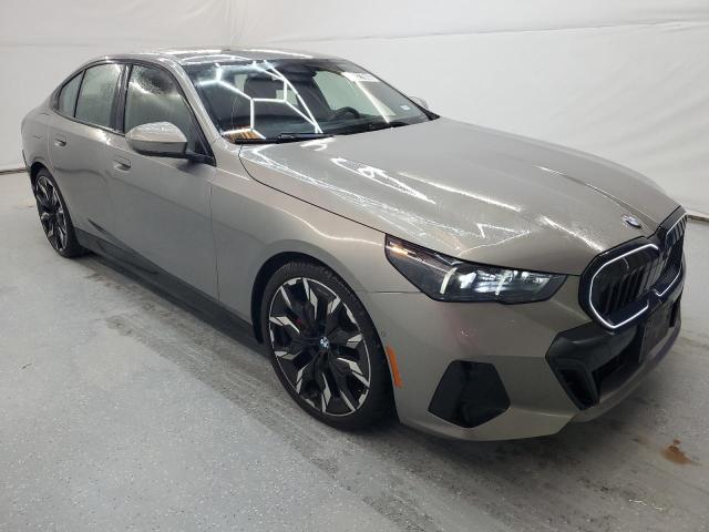 WBA43FJ04RCR12794 BMW B M W 5 Series 4d Sedan 530i Msport