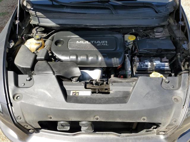 1C4PJLCB9JD588873 Jeep Cherokee Latitude