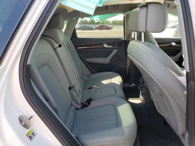 WA1BNAFY3J2117133 Audi Q5 Premium Plus
