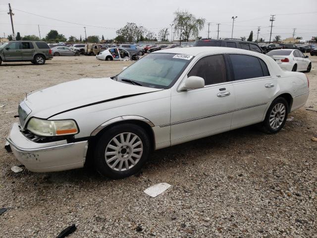 Auction sale of the 2005 Lincoln Town Car Signature Limited, vin: 1LNHM82W75Y642601, lot number: 54393964