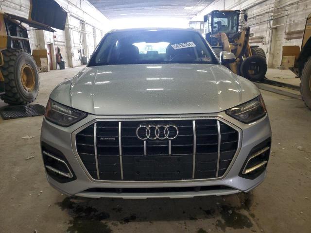 WA1BAAFY2M2024040 Audi Q5 Premium Plus