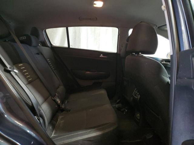 KNDPMCAC5J7437756 KIA Sportage Lx