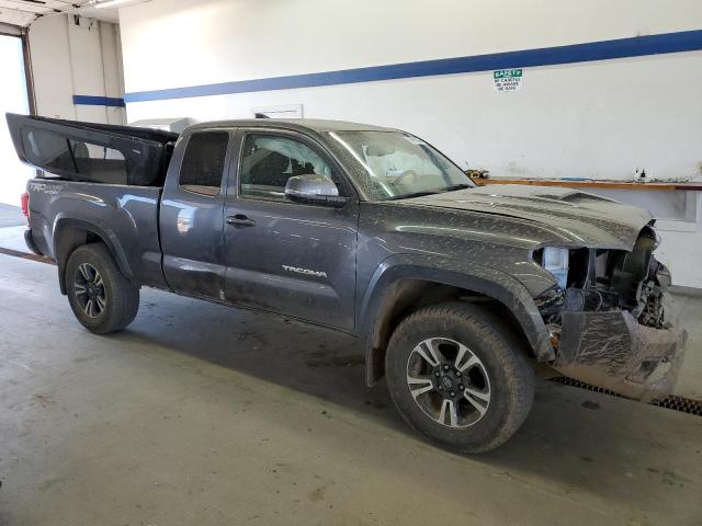 5TFSZ5AN9HX075935 Toyota Tacoma Access Cab