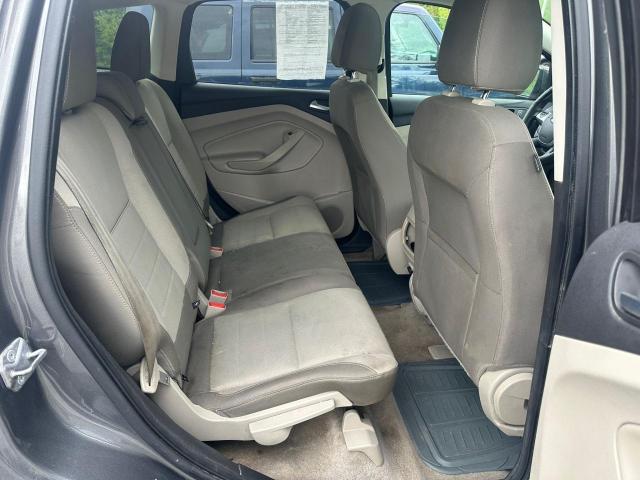 1FMCU9GX1EUB74826 Ford ESCAPE SE