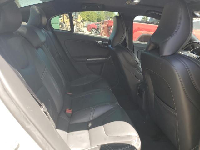YV126MFP9G2394612 Volvo S60 R Design