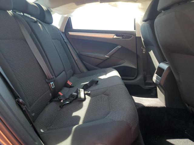 1VWAT7A36HC011833 Volkswagen PASSAT S
