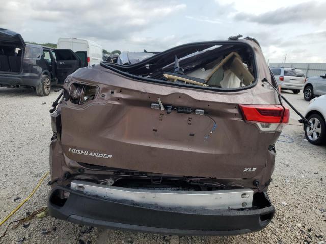 5TDKZRFH9HS214946 Toyota Highlander Se