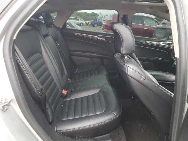 3FA6P0MUXKR116320 Ford FUSION SEL