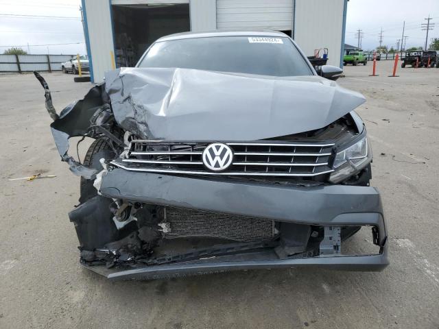 1VWBA7A39JC045362 Volkswagen PASSAT SE