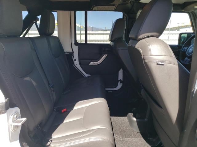 1C4HJWEG2HL525502 Jeep Wrangler Unlimited Sahara