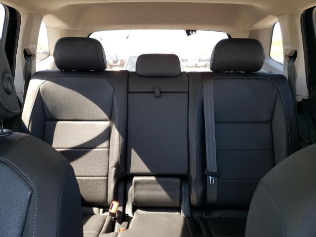 3VV2B7AX1KM130233 Volkswagen TIGUAN SE