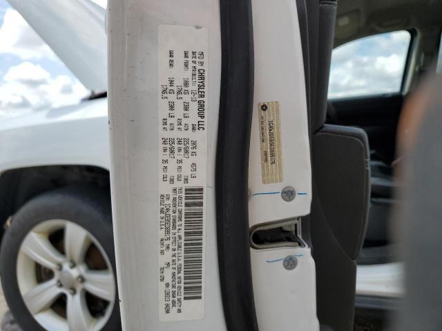 1C4NJDEB5ED699176 Jeep Compass Latitude