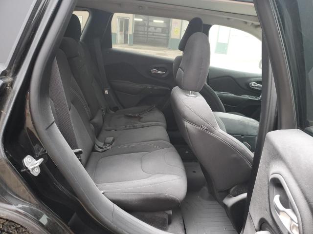 1C4PJMCS3GW232129 Jeep Cherokee Latitude