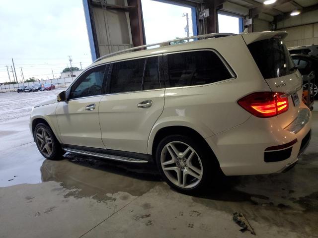 4JGDF7DE1FA555665 Mercedes-Benz GL 550 4MA