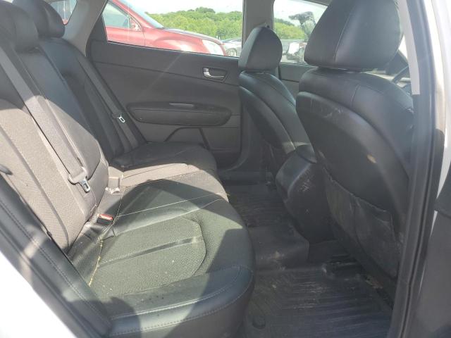 5XXGT4L39JG206761 KIA Optima Lx