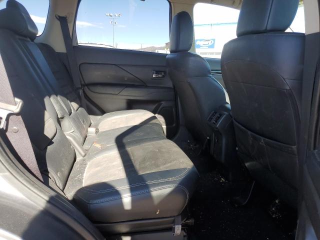 JA4AZ3A3XKJ001815 Mitsubishi Outlander Se