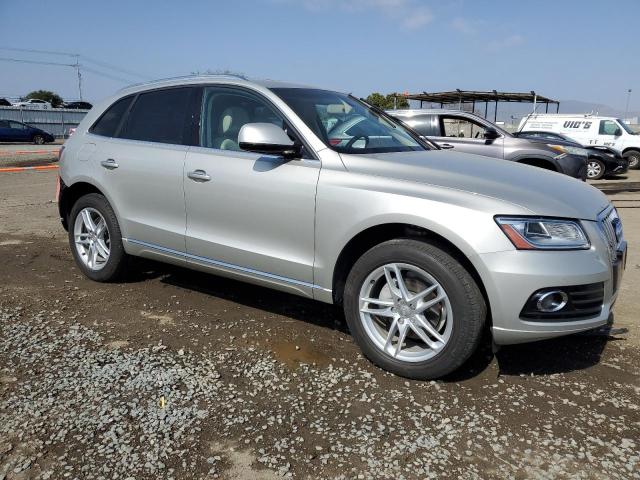 WA1L2AFP4HA001749 Audi Q5 Premium Plus