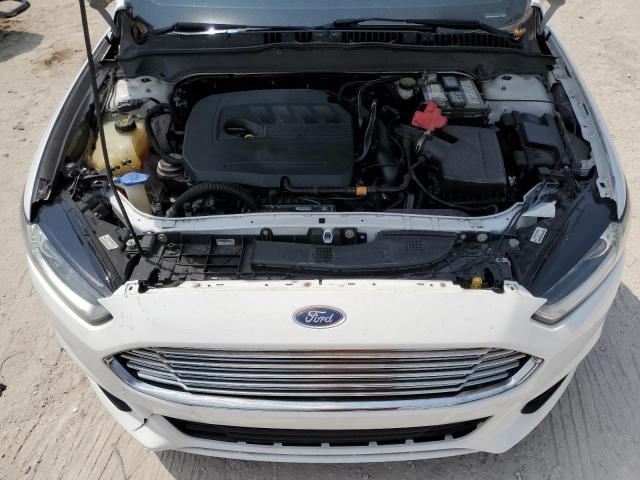 3FA6P0HD5FR261636 Ford FUSION SE