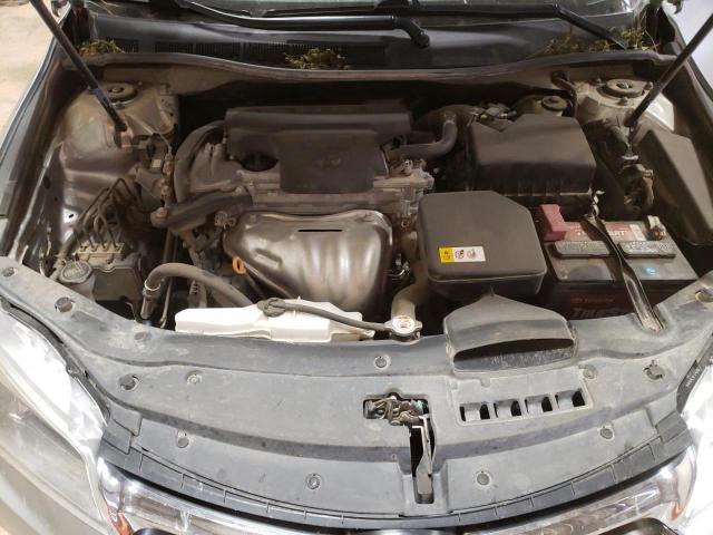 4T1BF1FK9HU352631 Toyota CAMRY LE