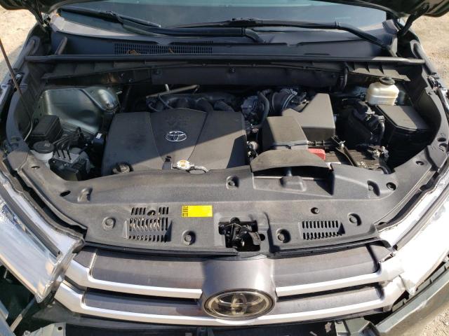 5TDJZRFH3JS862638 Toyota Highlander Se