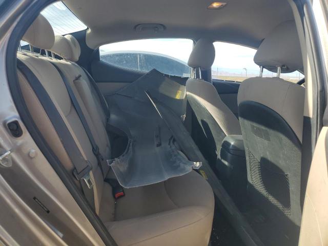 5NPDH4AE9GH769802 Hyundai ELANTRA SE