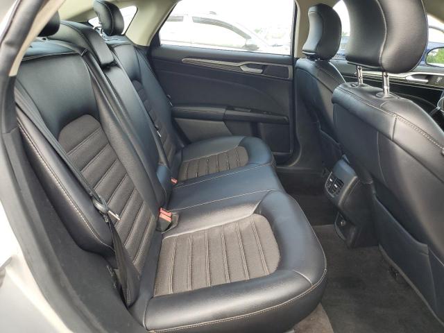 3FA6P0T91HR144898 Ford FUSION SE