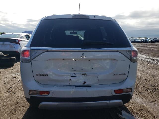 JA4AD3A32FZ001796 Mitsubishi Outlander Se