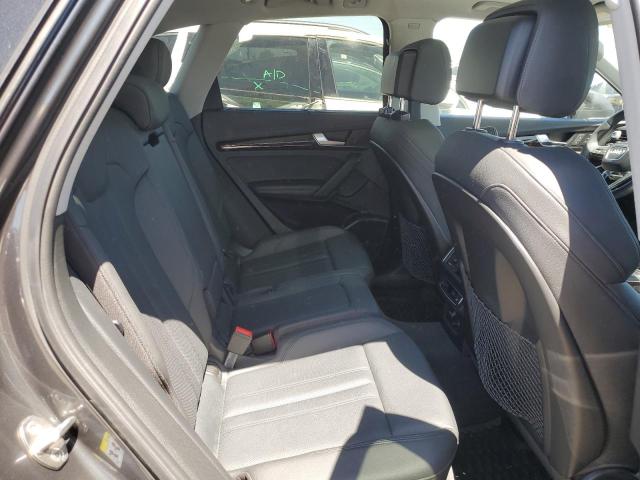 WA1BNAFY8K2103567 Audi Q5 Premium Plus